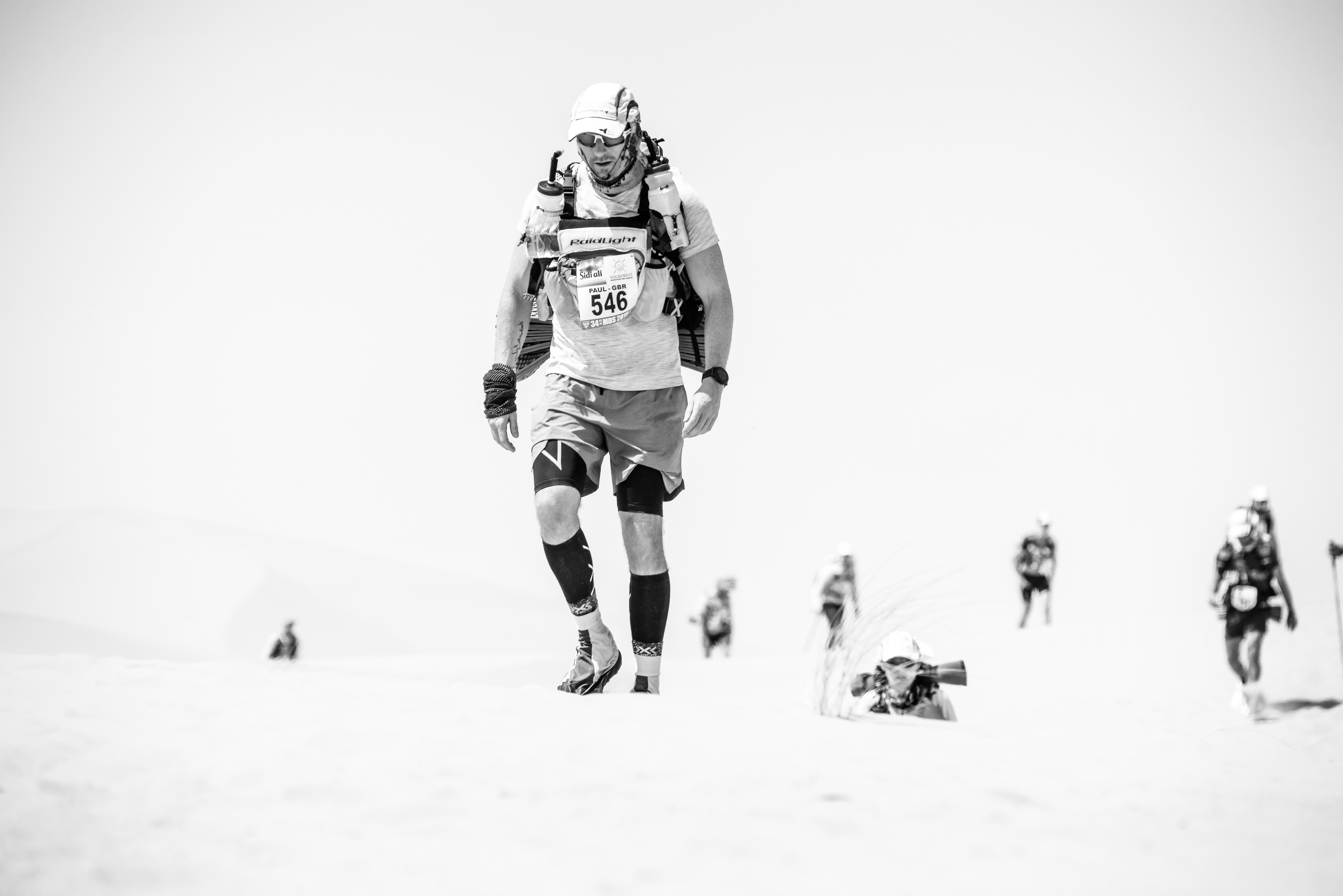 Paul Paterson competing in an ultra-marathon desert race